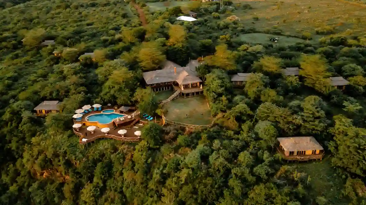 Lake manyara accommodation - experience the epitome of luxury at the escarpment luxury lodge with a captivating view of lake manyara. Indulge in unparalleled comfort and natural beauty.